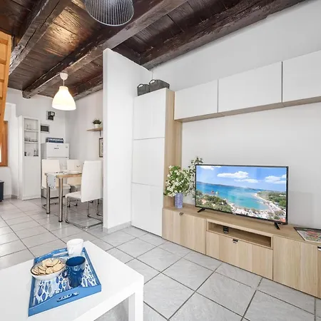 Studio Apartman Salis *